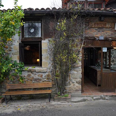 Descanso En Burgozarre 蒙希亚 外观 照片